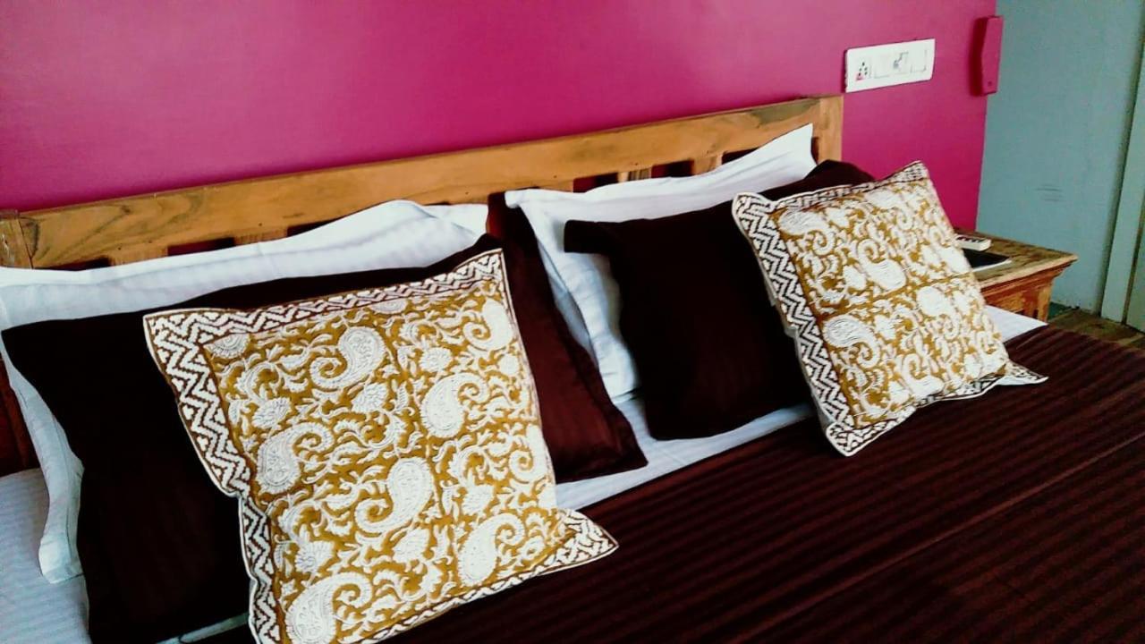 Hotel U-Turn Пушкар Экстерьер фото